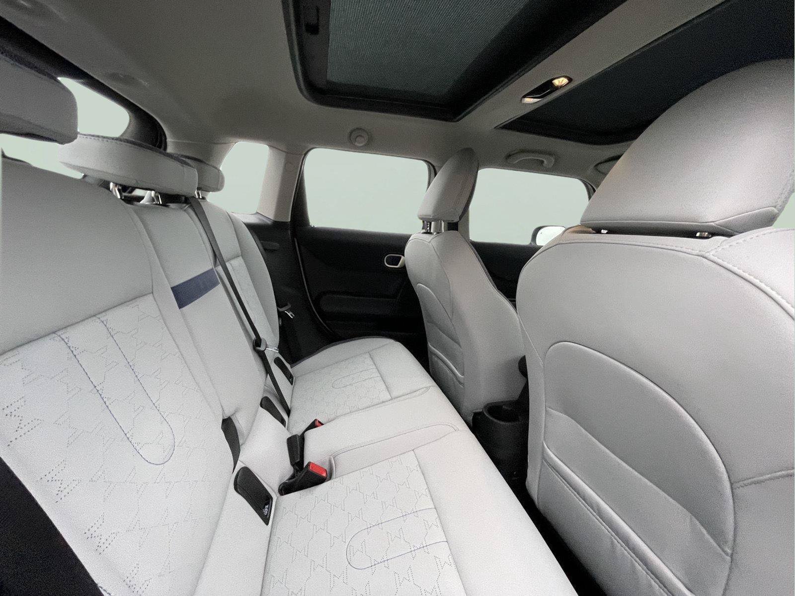 Used 2025 MINI Cooper S FWD image 24