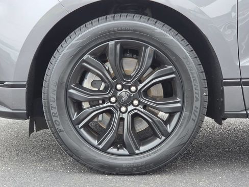 Used 2022 Ford Edge SE w/ Black Appearance Package AWD/4WD image 9