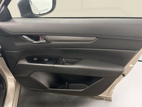 Used 2025 MAZDA CX-5 AWD 2.5 S w/ Preferred Package image 34