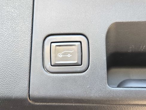 Used 2021 Cadillac XT5 Premium Luxury image 29