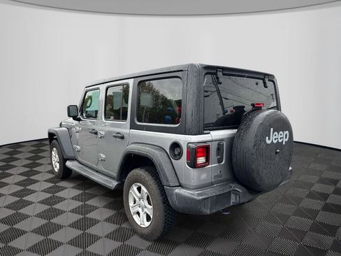 Used 2018 Jeep Wrangler Unlimited Sport S AWD/4WD image 32
