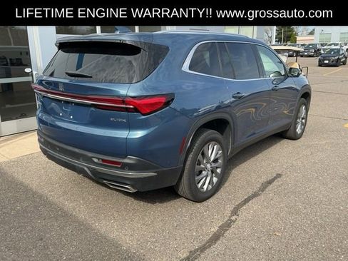 Used 2025 Buick Enclave Preferred AWD/4WD image 7