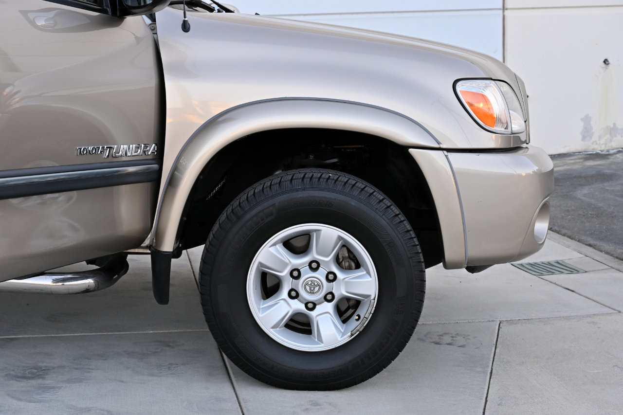 Used 2006 Toyota Tundra SR5 w/ TRD Off-Road Pkg AWD/4WD image 36