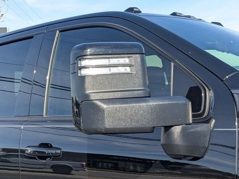 Used 2024 GMC Sierra 2500 AT4 w/ AT4 Premium Plus Package image 12