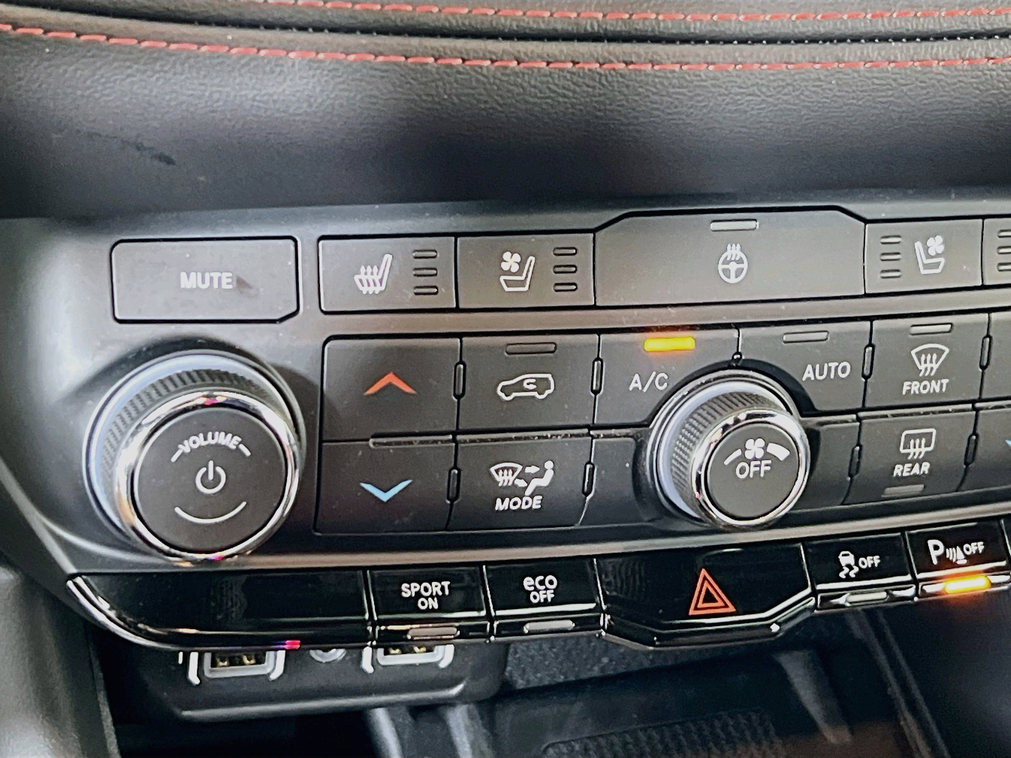 Used 2023 Dodge Durango R/T AWD/4WD image 20