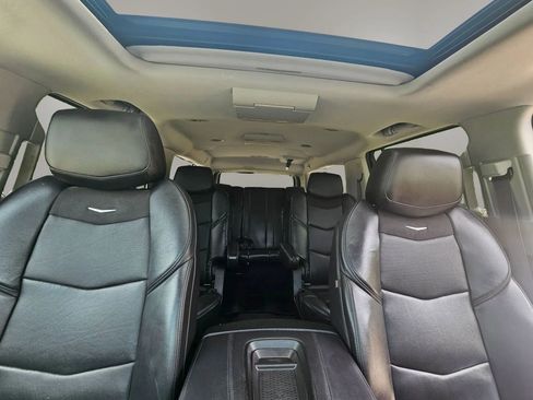 Used 2016 Cadillac Escalade ESV Premium AWD/4WD image 25