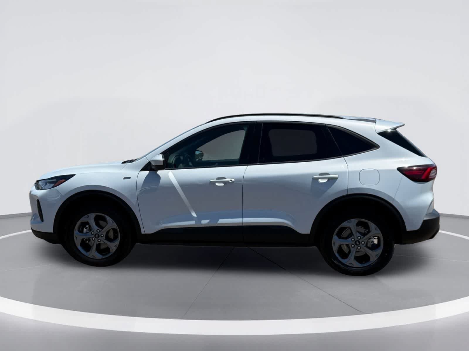 Used 2025 Ford Escape ST-Line Select AWD/4WD image 4