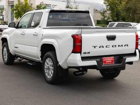 New 2026 Toyota Tacoma SR5 AWD/4WD image 7