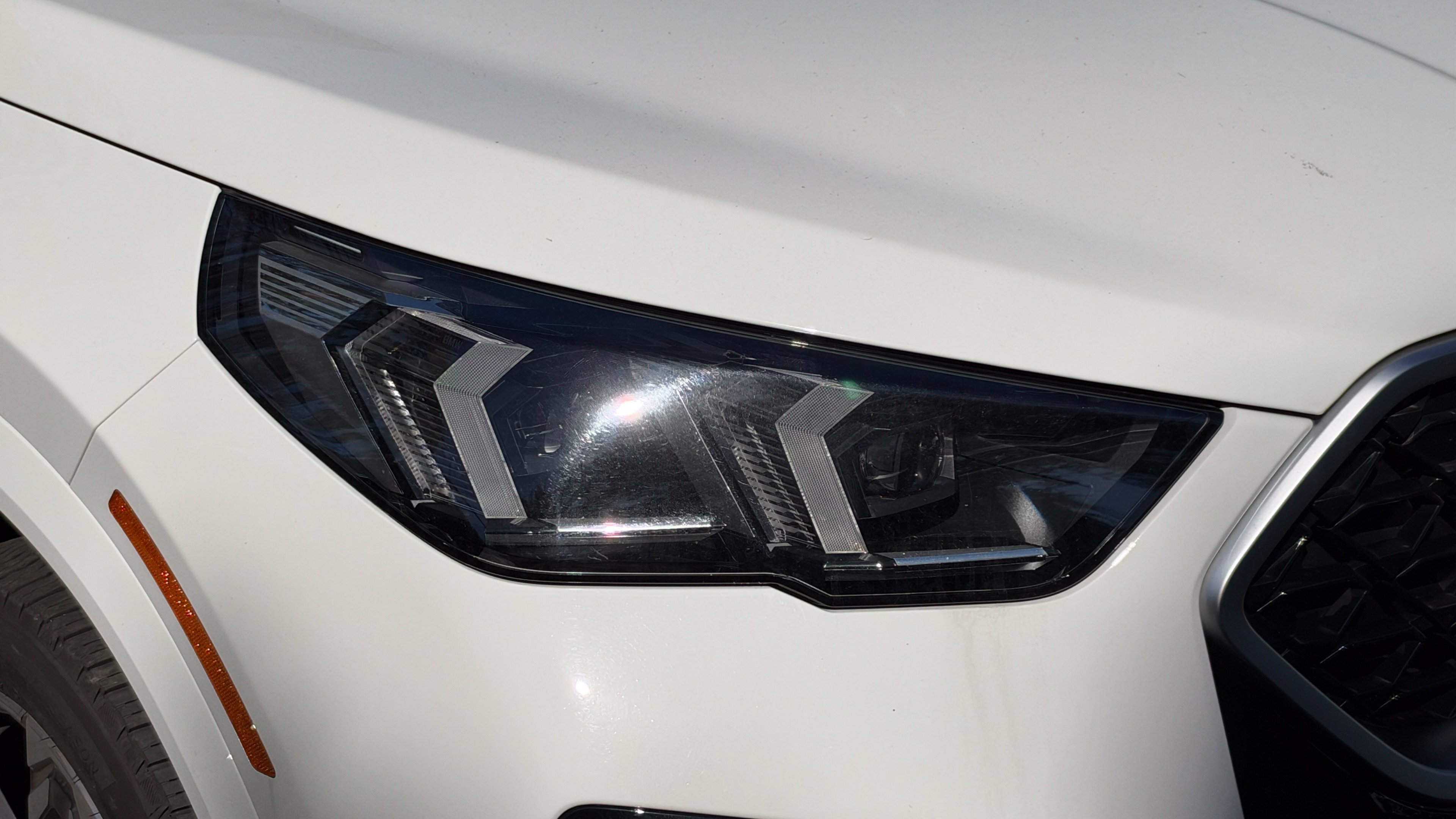 Used 2026 BMW X2 xDrive28i AWD/4WD image 2