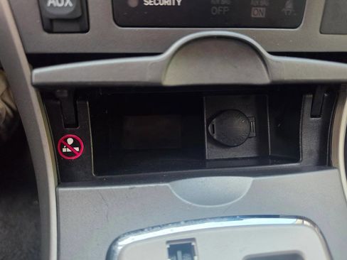 Used 2012 Toyota Corolla S image 41