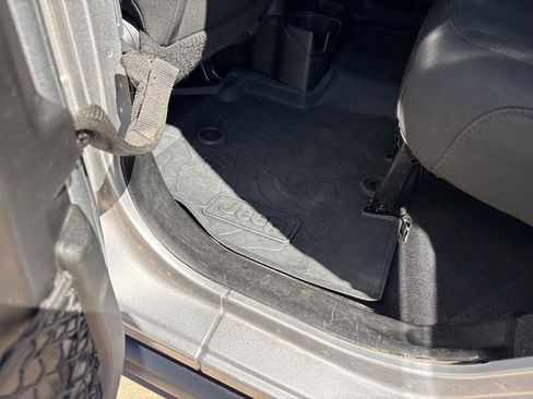 Used 2021 Jeep Wrangler Unlimited Sport image 20