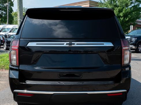 Used 2023 Chevrolet Suburban LT AWD/4WD image 13