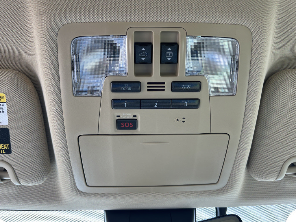 Used 2019 Toyota Highlander Limited Platinum FWD image 21