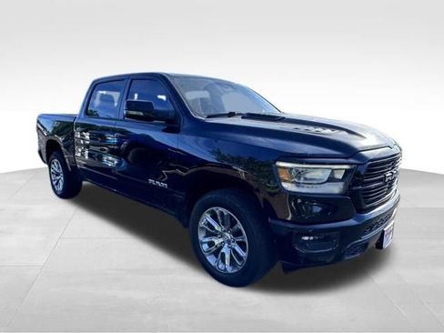 Used 2023 RAM 1500 Laramie AWD/4WD image 11