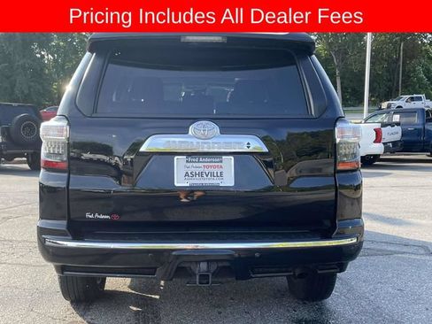 Used 2023 Toyota 4Runner Limited AWD/4WD image 4