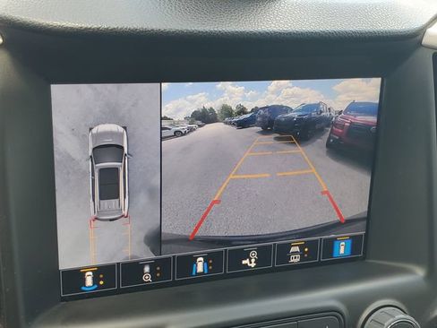 Used 2024 GMC Terrain Denali w/ Denali Premium Package AWD/4WD image 29