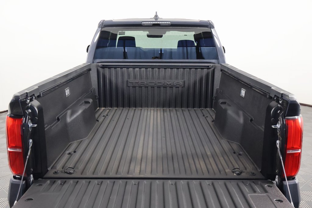 Used 2026 Toyota Tacoma SR5 w/ SR5 Upgrade Package RWD image 12