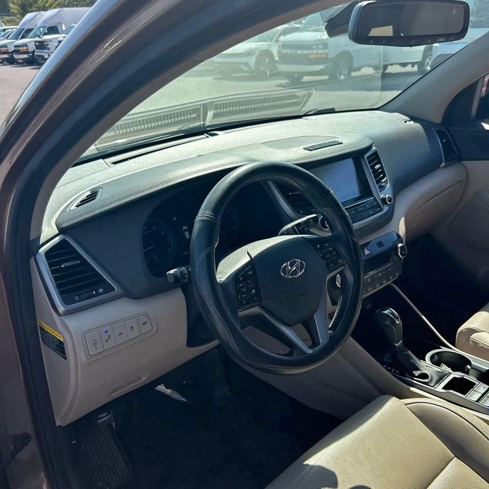 Used 2017 Hyundai Tucson Limited w/ Limited Ultimate Package 03 AWD/4WD image 27