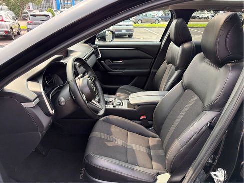 Used 2025 MAZDA CX-50 AWD 2.5 S w/ Premium Package image 9