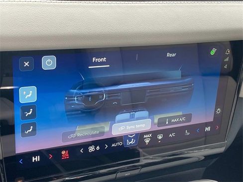 New 2025 Lincoln Navigator Reserve image 23