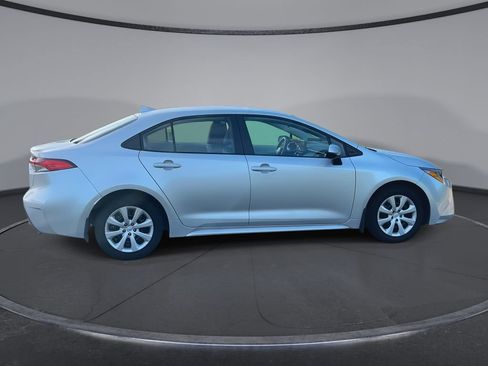 Used 2025 Toyota Corolla LE FWD image 9