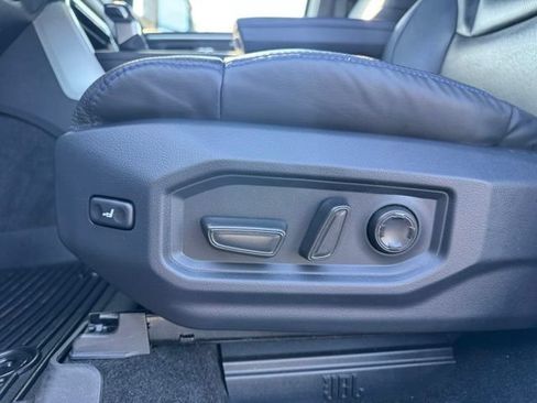 Used 2023 Toyota Tundra Platinum AWD/4WD image 20