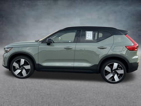 Used 2023 Volvo XC40 Recharge Ultimate AWD/4WD image 2