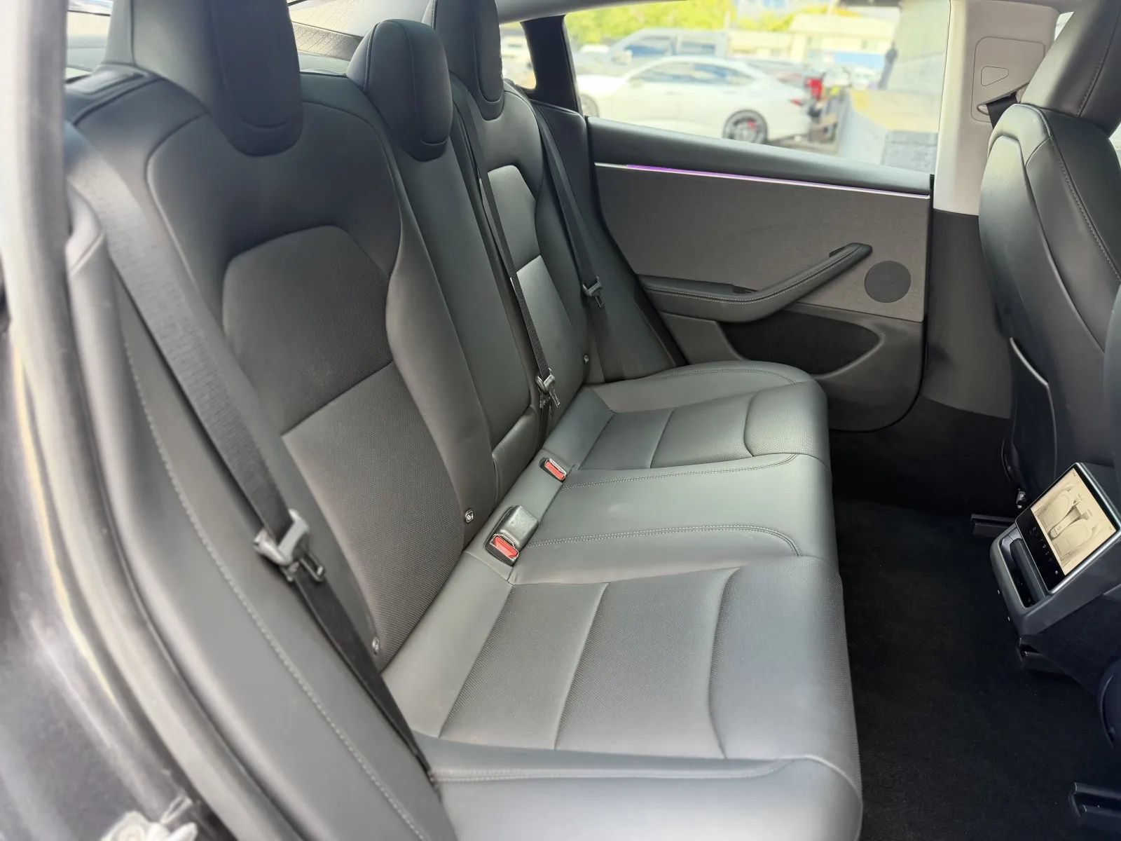 Used 2024 Tesla Model 3 Standard Range RWD image 18