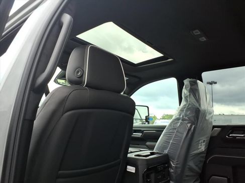 New 2026 GMC Sierra 2500 AT4X AWD/4WD image 16