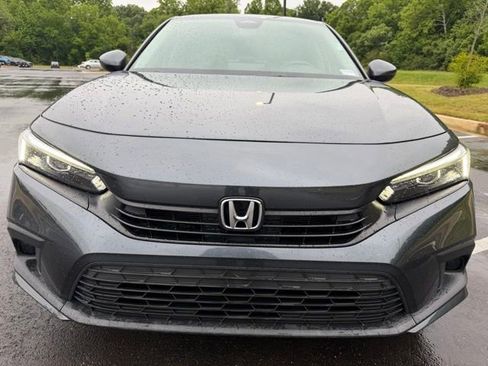 Used 2024 Honda Civic LX image 3