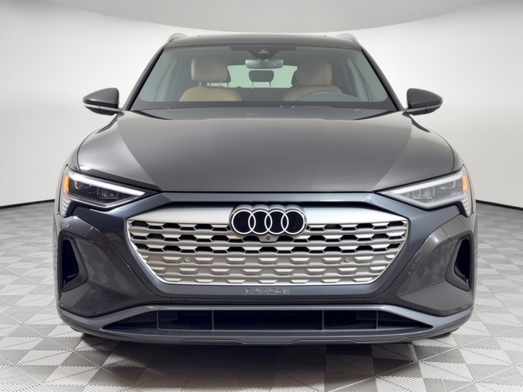 Used 2024 Audi Q8 e-tron Premium AWD/4WD image 6
