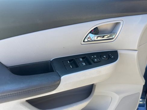 Used 2015 Honda Odyssey EX image 7