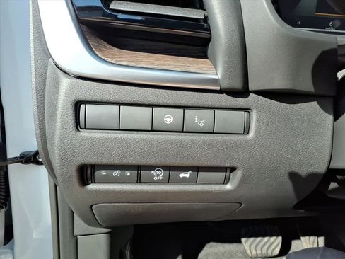 New 2026 Nissan Rogue Platinum w/ Platinum Premium Package image 18