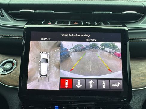 Used 2023 Jeep Grand Cherokee L Summit w/ High Altitude Package image 19