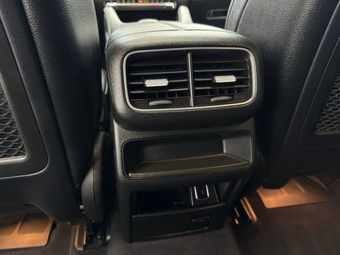 Used 2022 Mercedes-Benz GLE 350 w/ Premium Package image 39