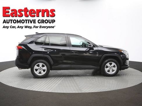 Used 2021 Toyota RAV4 XLE AWD/4WD image 43