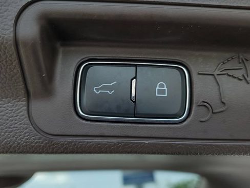 Certified 2023 Ford Explorer King Ranch w/ Technology Package AWD/4WD image 30