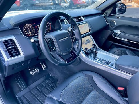 Used 2022 Land Rover Range Rover Sport SVR image 13