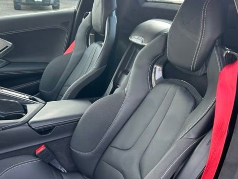 Used 2023 Chevrolet Corvette Stingray Premium Conv w/ Z51 Performance Package image 17