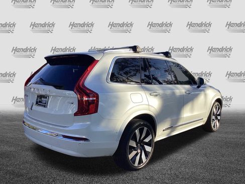 Certified 2025 Volvo XC90 T8 Plus w/ Protection Package Premier image 10