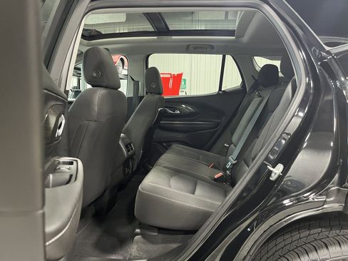 Certified 2022 GMC Terrain SLE w/ Driver Convenience Package AWD/4WD image 10