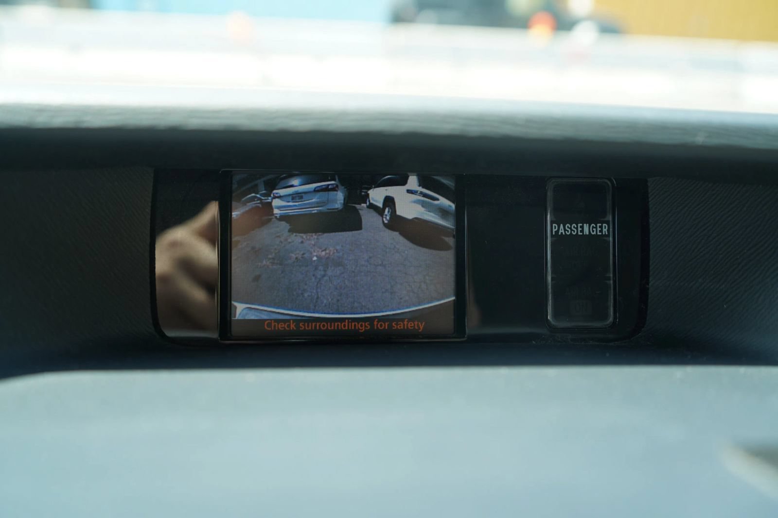 Used 2012 Toyota Sienna XLE FWD image 26