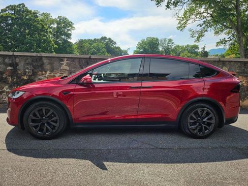 Used 2023 Tesla Model X AWD/4WD image 8