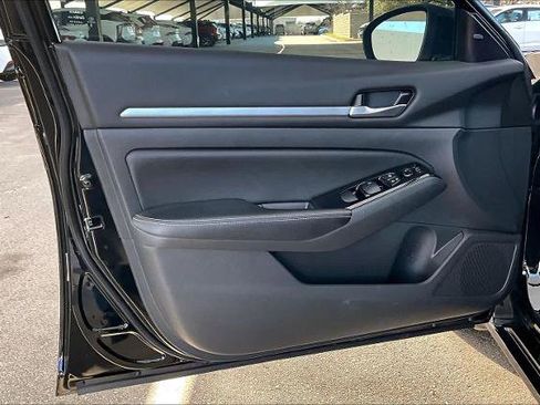 Certified 2023 Nissan Altima 2.5 SV image 21