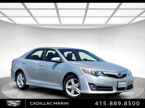 Used 2014 Toyota Camry SE w/ Fleet Convenience Package FWD image 1