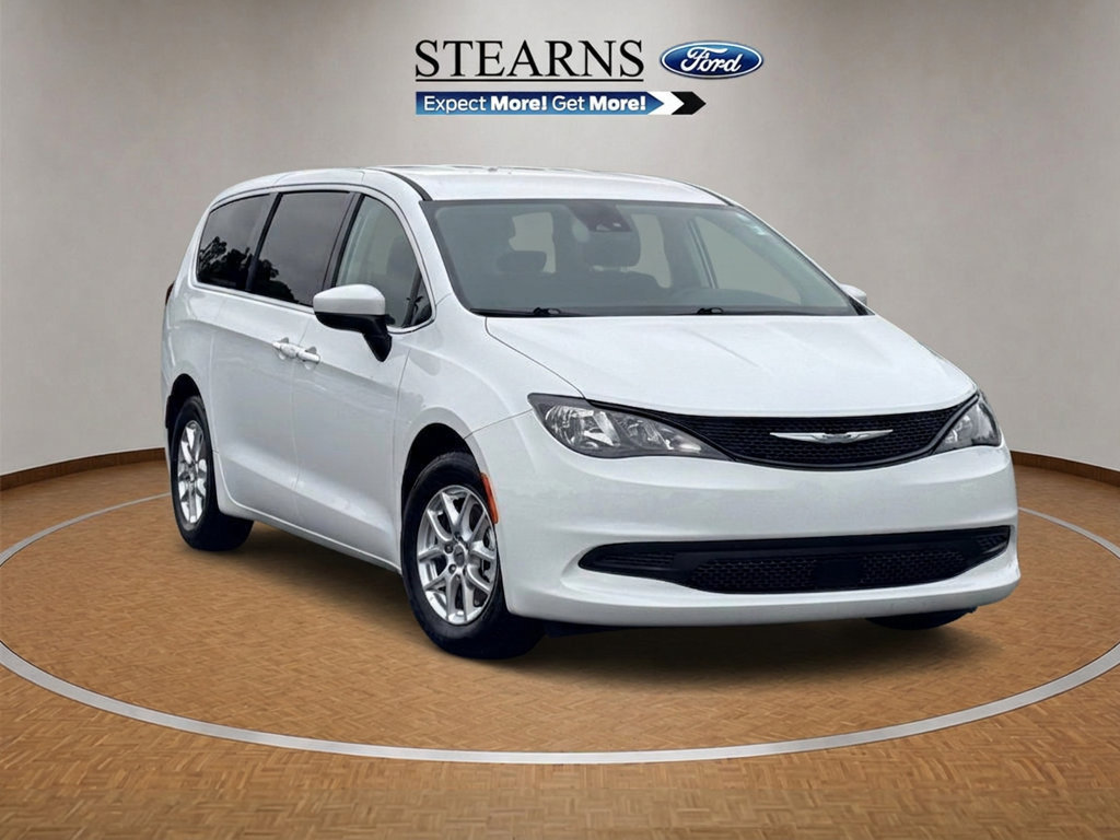 Used 2023 Chrysler Voyager LX FWD image 1