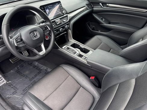 Used 2021 Honda Accord Sport image 4