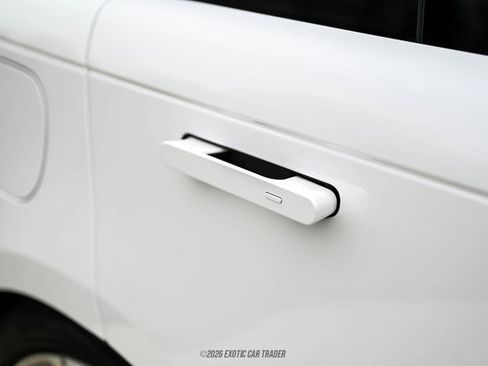 Used 2025 Land Rover Range Rover SE image 71