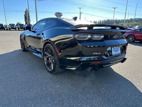 Used 2019 Chevrolet Camaro ZL1 image 5