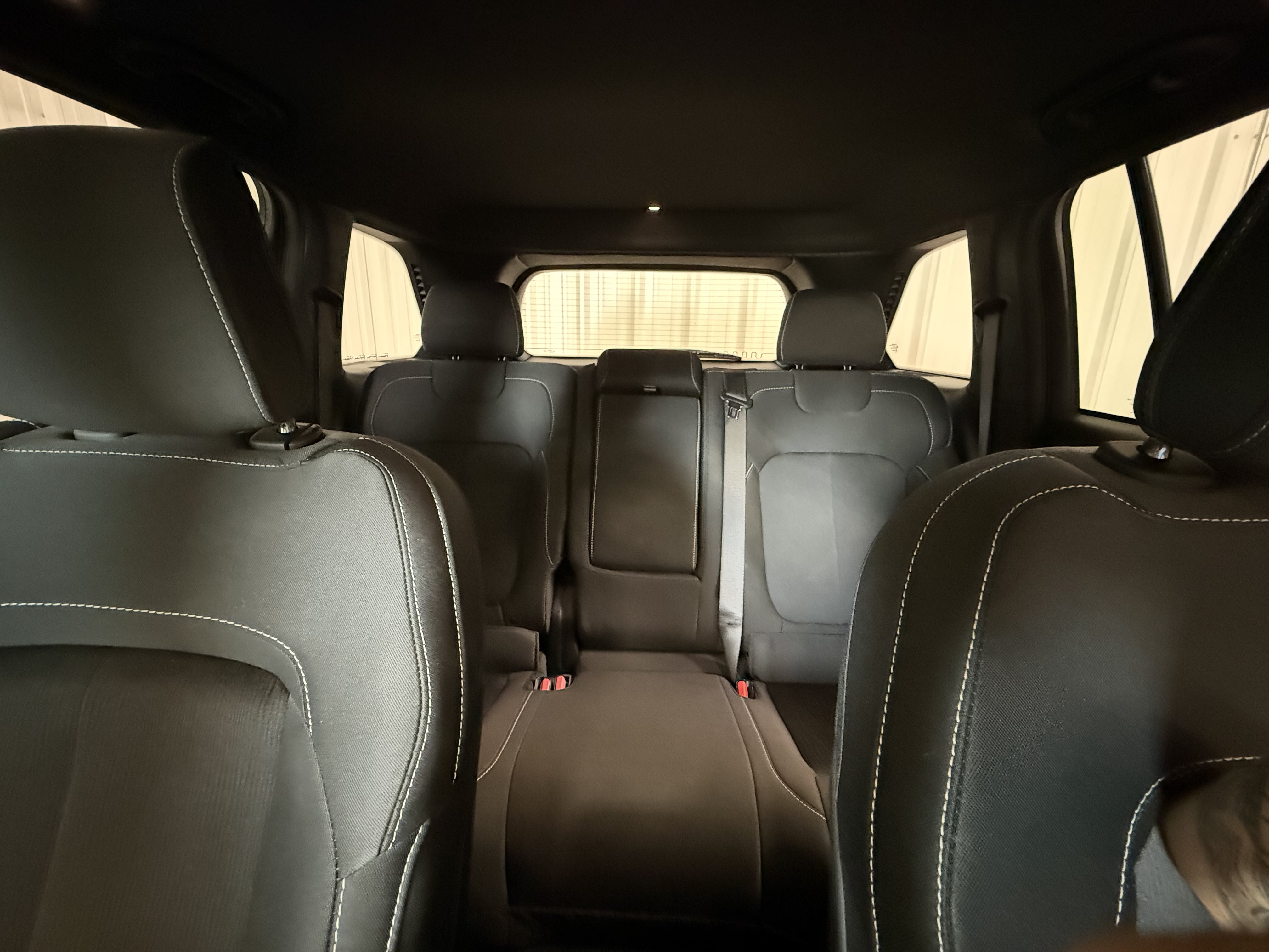Used 2024 Jeep Grand Cherokee Laredo X w/ Luxury Tech Group I AWD/4WD image 24